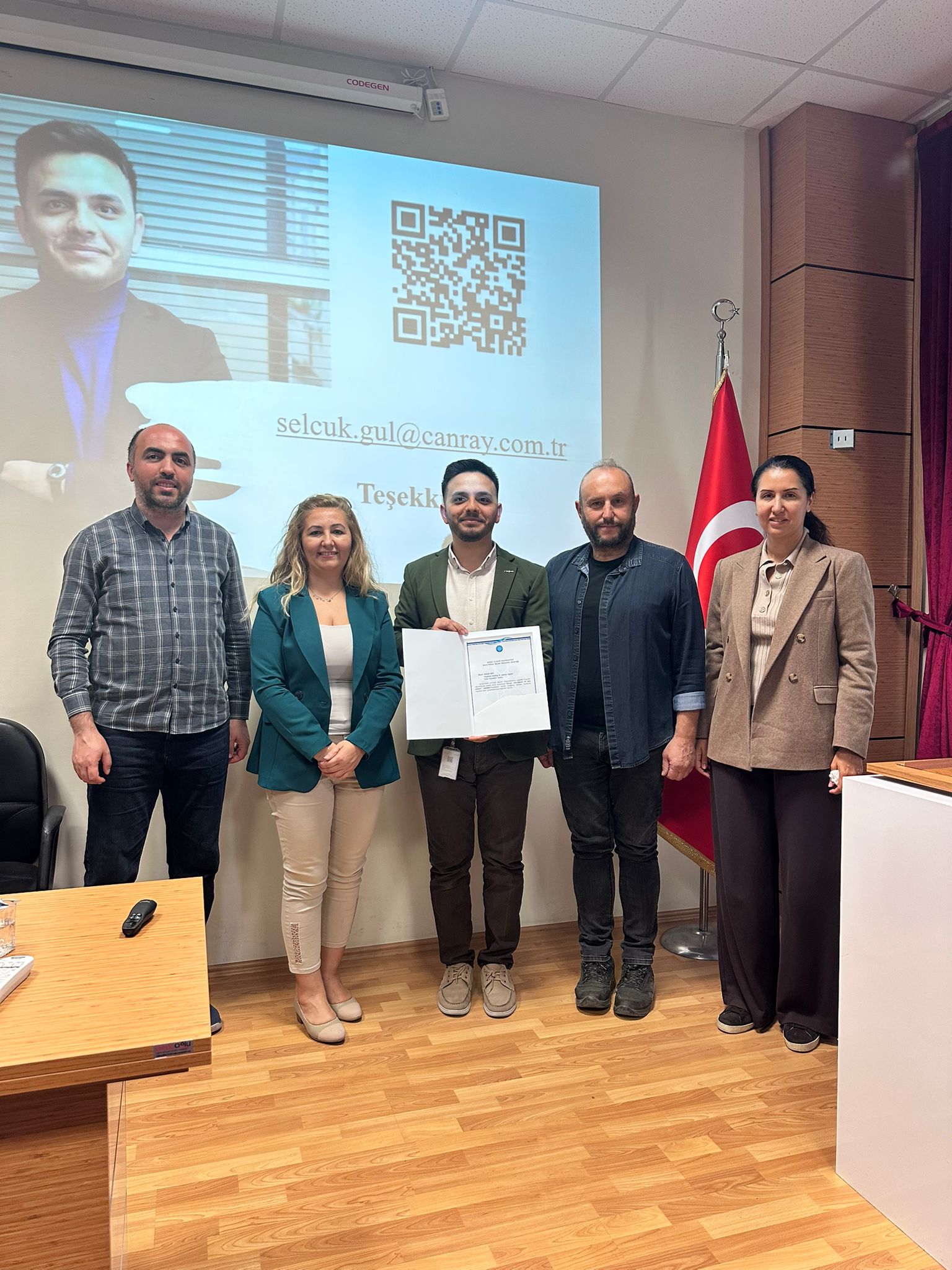  WhatsApp Image 2025-10-27 at 22.25.43 (1)